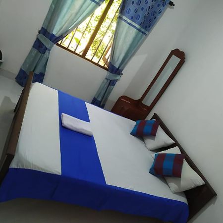 Agoura Hills Hotel Kurunegala Eksteriør billede