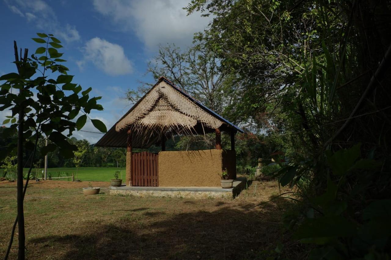 Agoura Hills Hotel Kurunegala Eksteriør billede